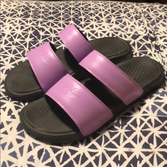 nike benassi slides purple and gold